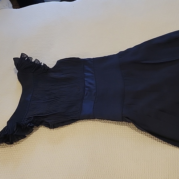 Cynthia Steffe silk cocktail dress size 2 - Picture 5 of 7